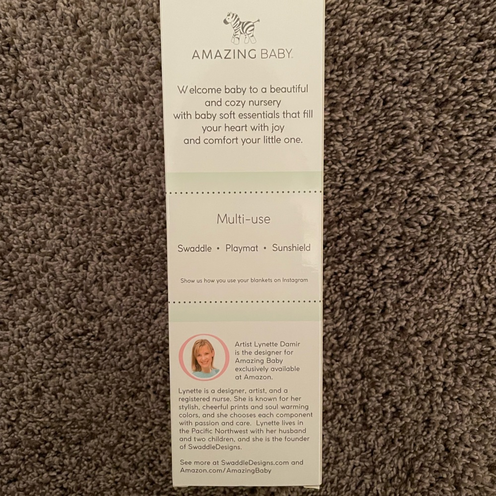 Muslin Swaddle - Picture 3 of 4